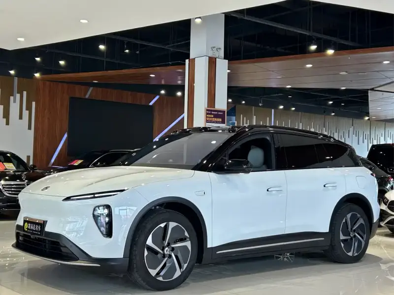 NIO ES6