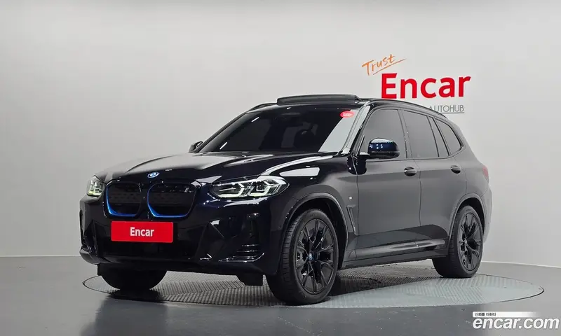 BMW iX3