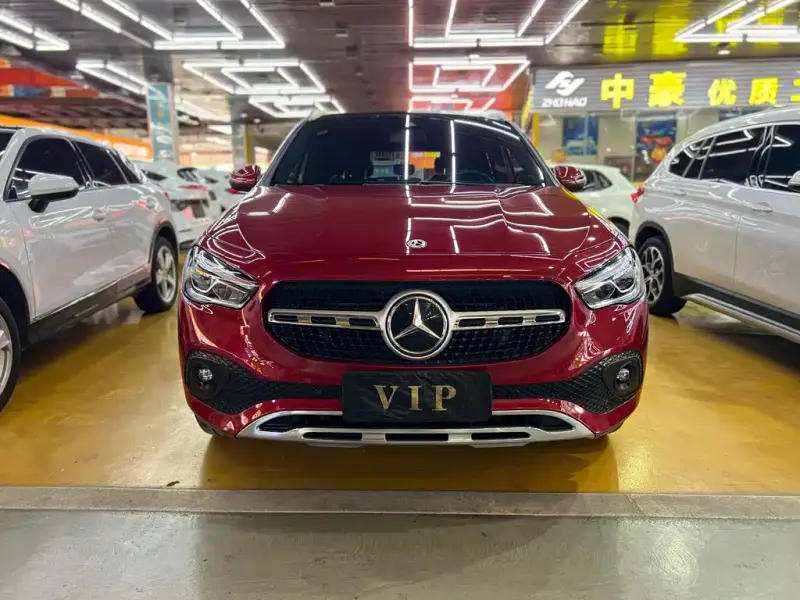 Mercedes-Benz GLA