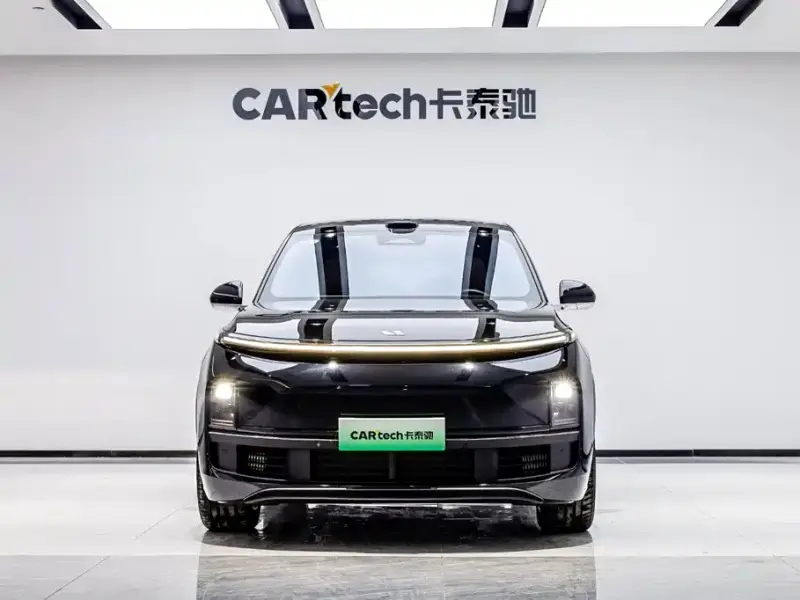 Li Auto L8