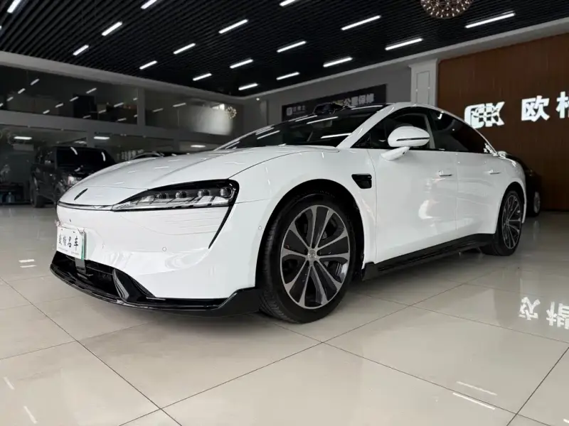 Luxeed Zhijie S7