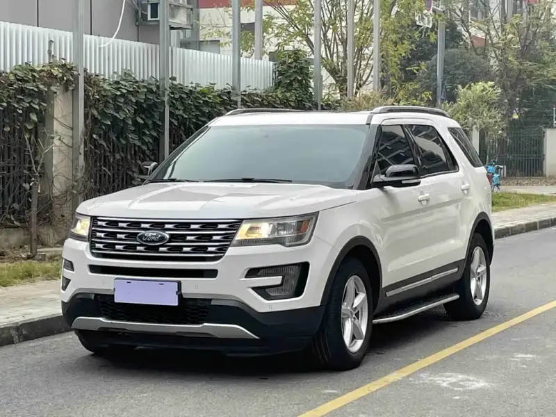 Ford Explorer (Import)