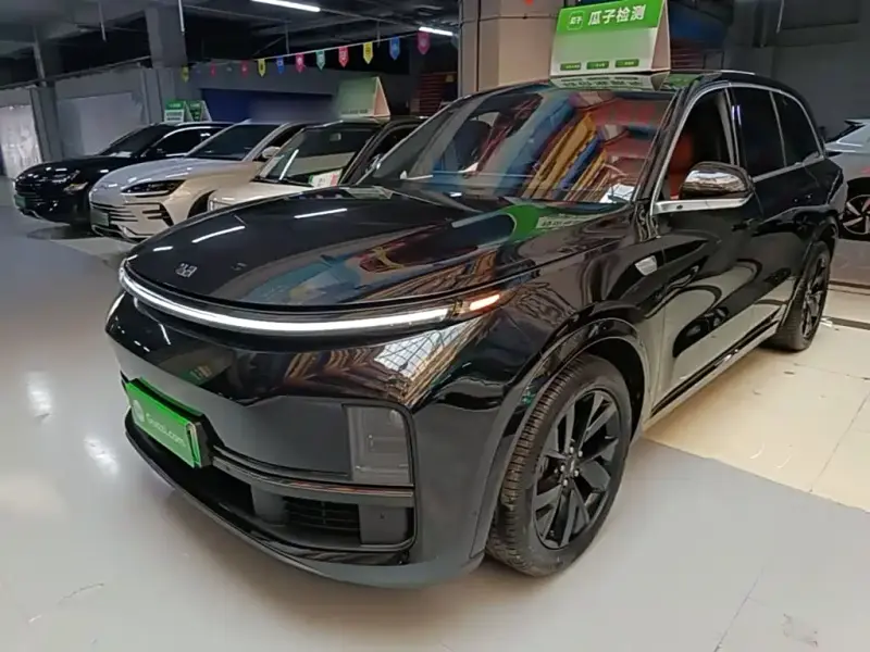 Li Auto L8