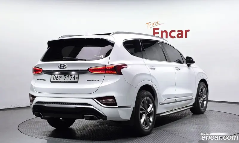 Hyundai Santa Fe (Santafe)