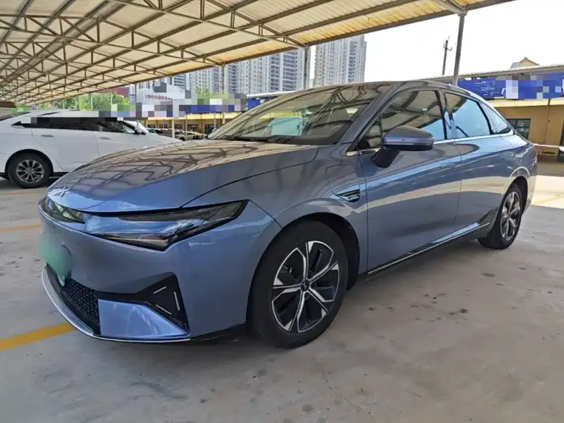 XPeng P5