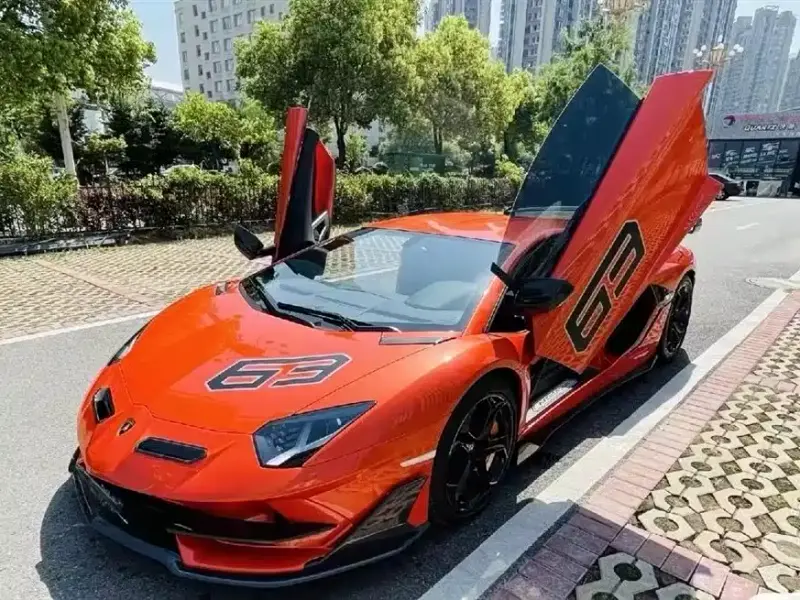 Lamborghini Aventador