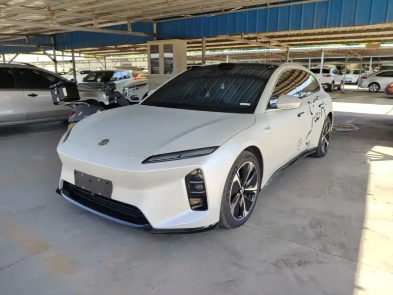 NIO ET5T