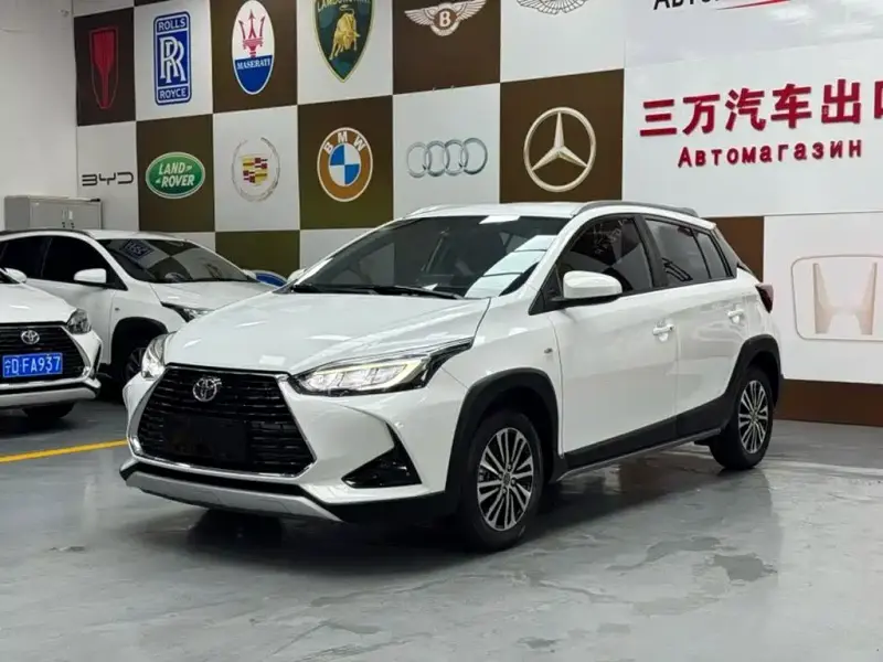 Toyota Yaris L