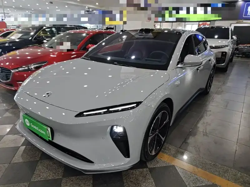 NIO ET5T