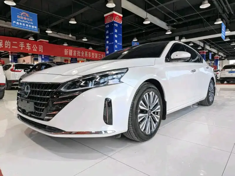 Nissan Teana