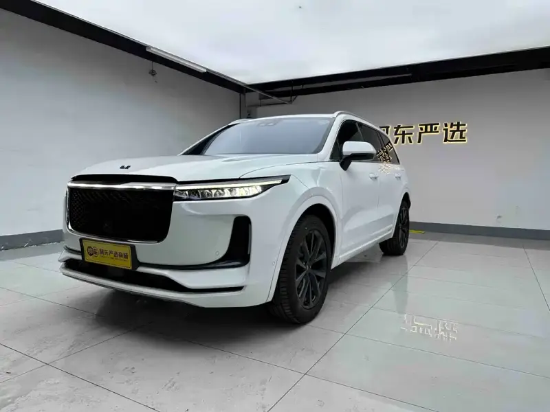 Li Auto ONE