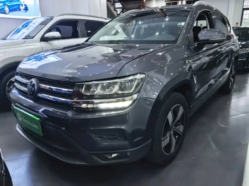 Volkswagen Tharu