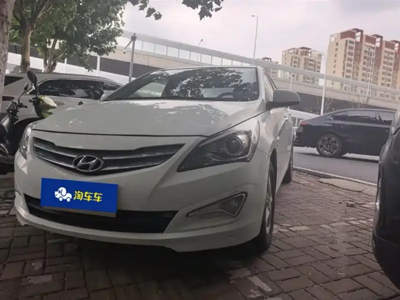 Hyundai Verna