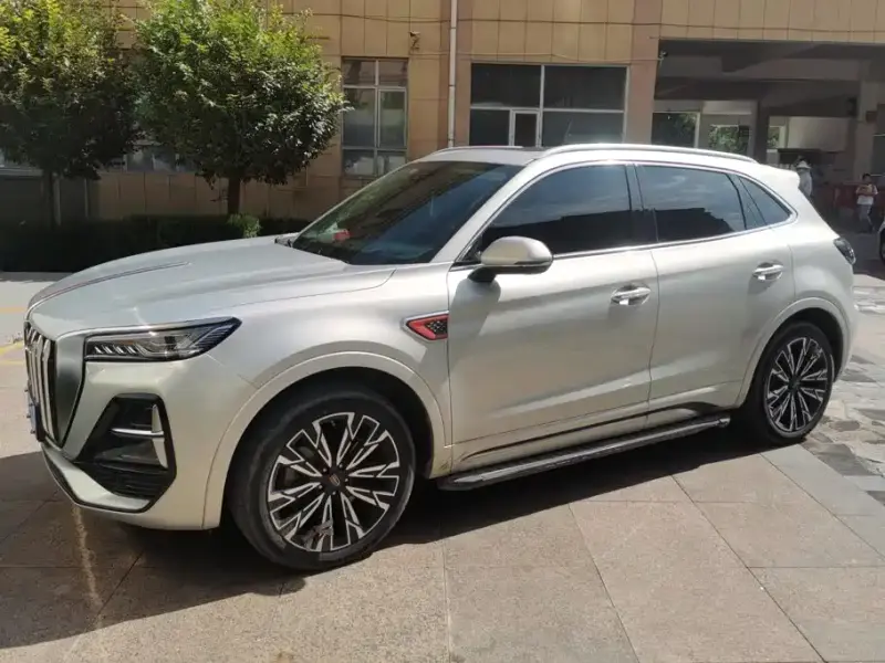 Hongqi HS5
