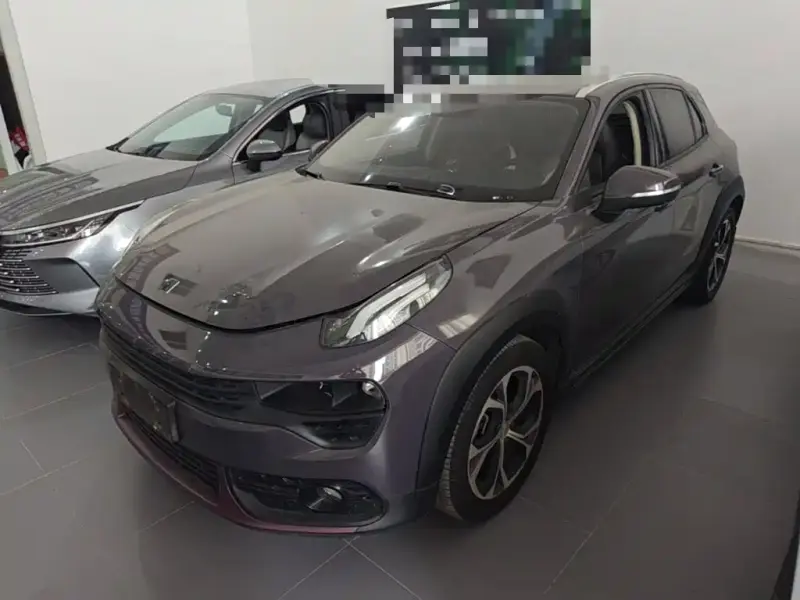 Lynk & Co 02