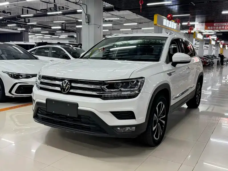 Volkswagen Tharu