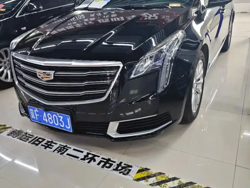 Cadillac XTS