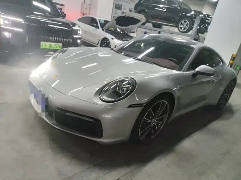 Porsche 911