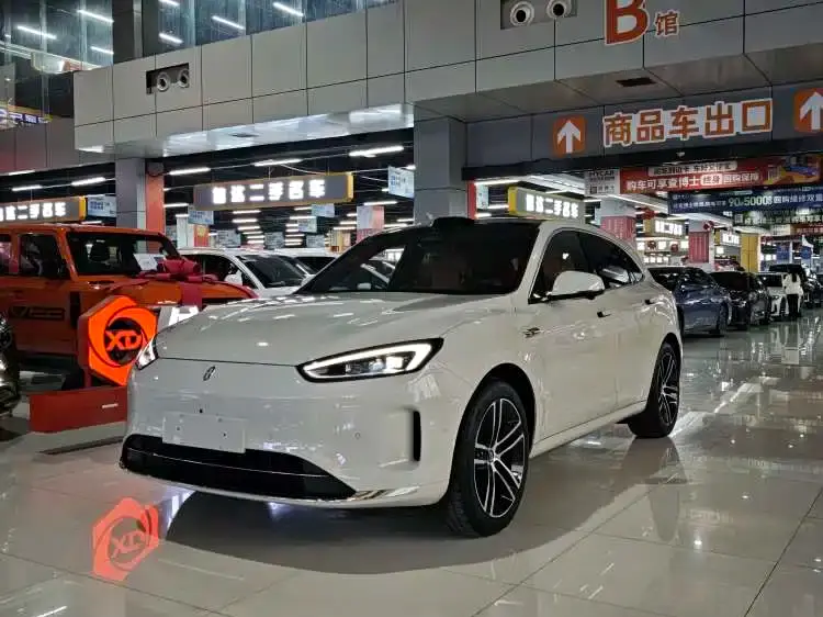AITO M5