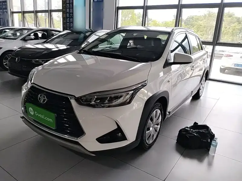 Toyota Yaris L