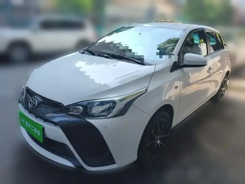 Toyota Yaris L