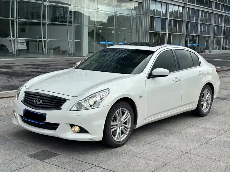 Infiniti G