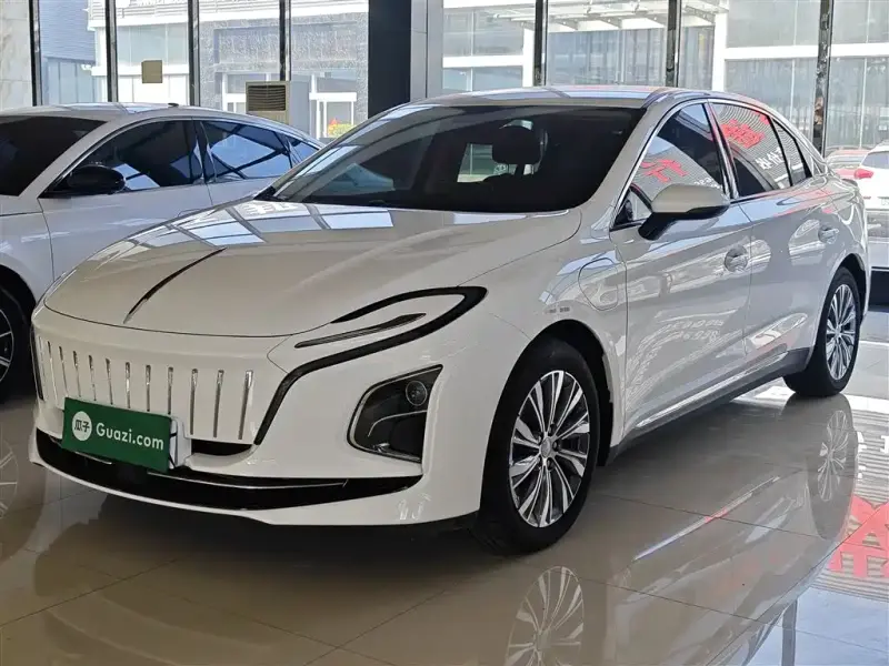 Hongqi E-QM5