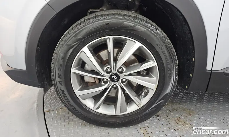 Hyundai Santa Fe (Santafe)