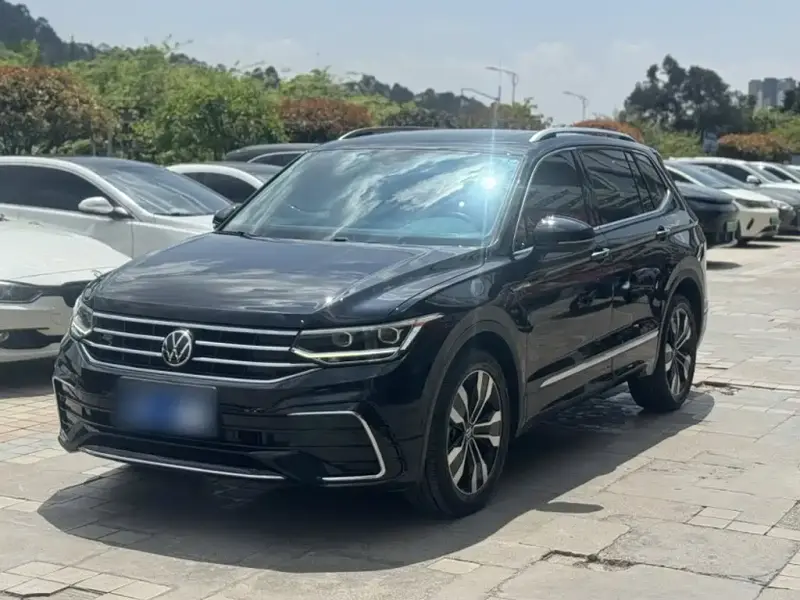 Volkswagen Tiguan L