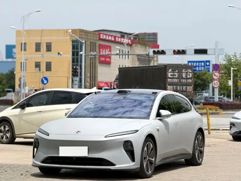NIO ET5T