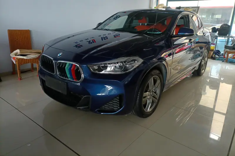 BMW X2