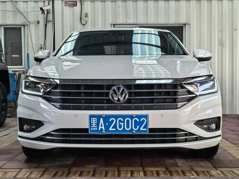 Volkswagen Sagitar