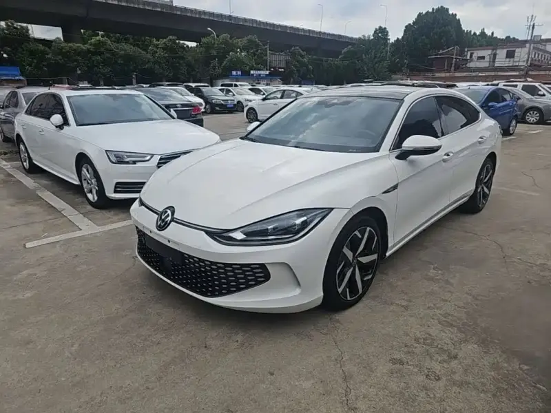 Volkswagen Lamando