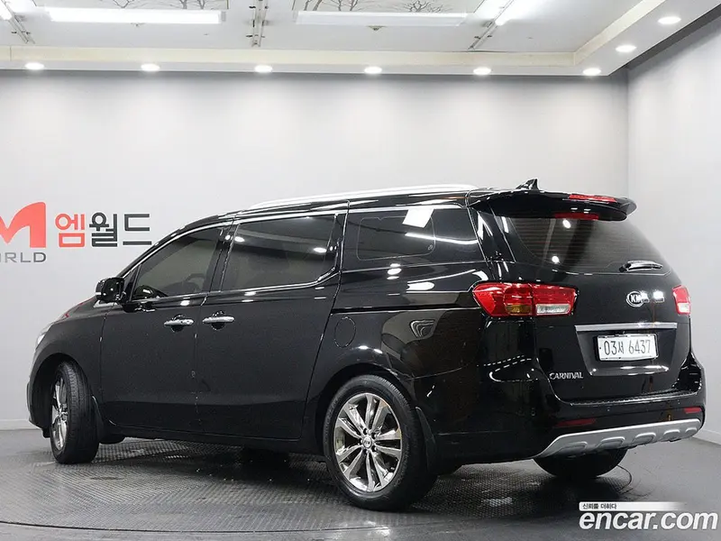 Kia Carnival (Canival)