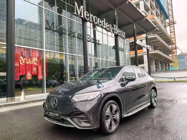 Mercedes-Benz EQE SUV