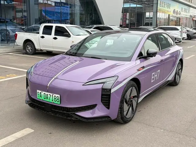 Hongqi EH7