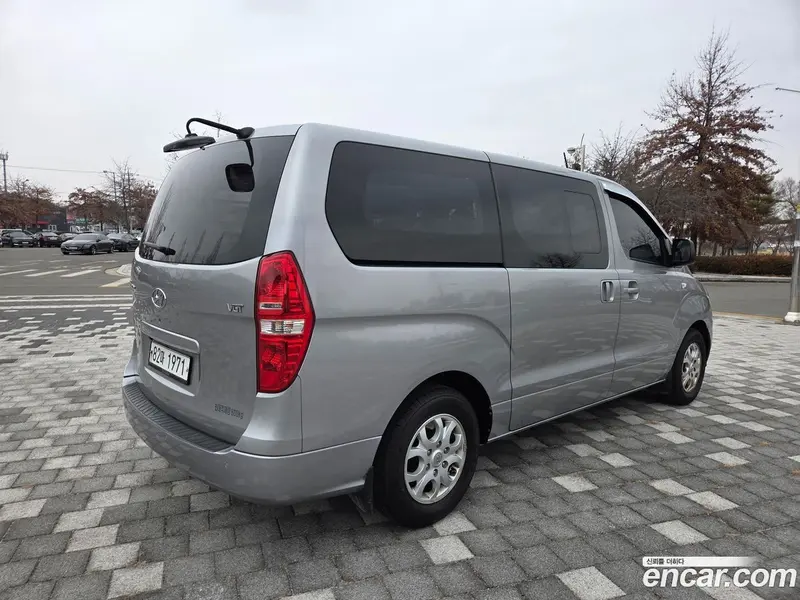 Hyundai H-1 (Starex)