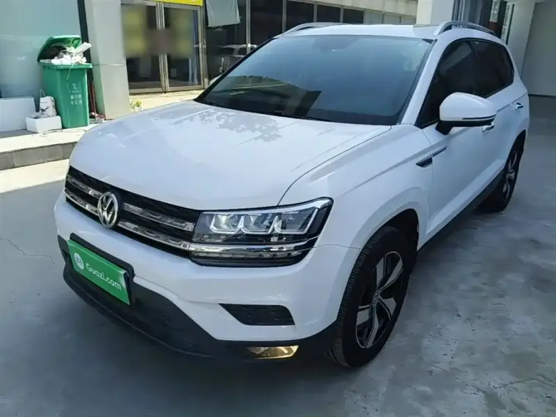 Volkswagen Tharu