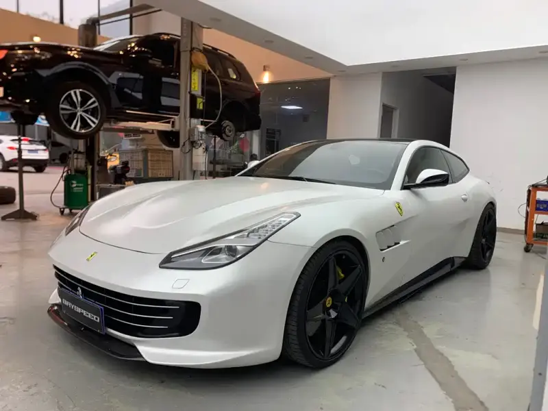 Ferrari GTC4Lusso