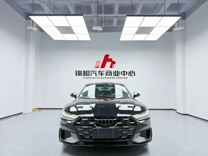 Audi A7L