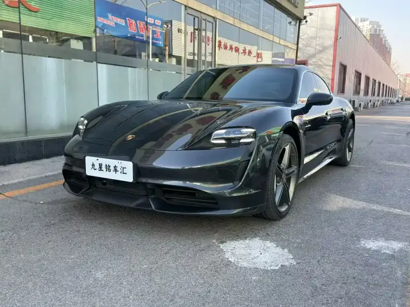 Porsche Taycan