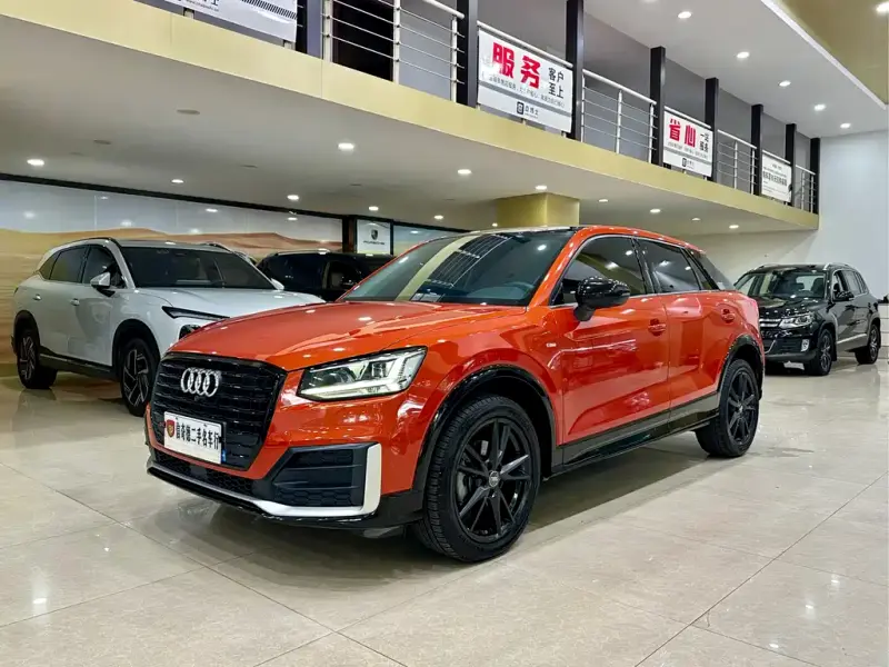 Audi Q2L