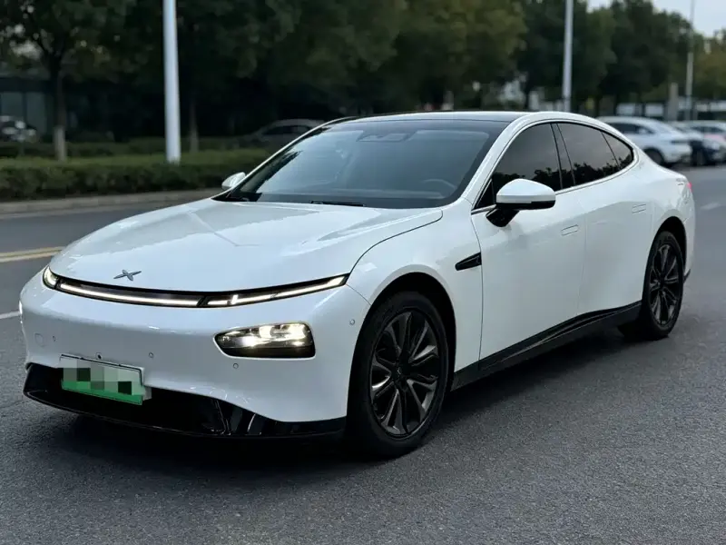 XPeng P7
