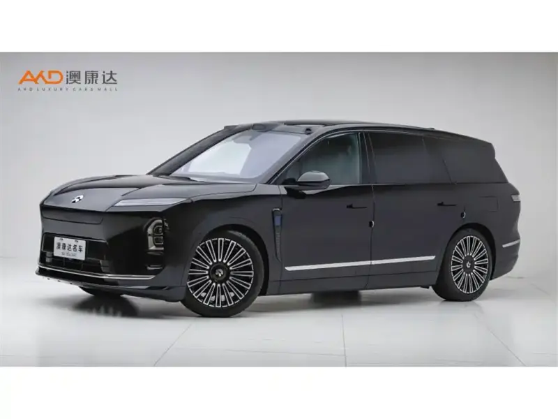 NIO ES8