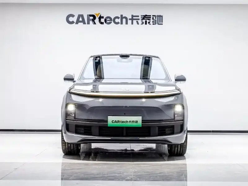 Li Auto L8