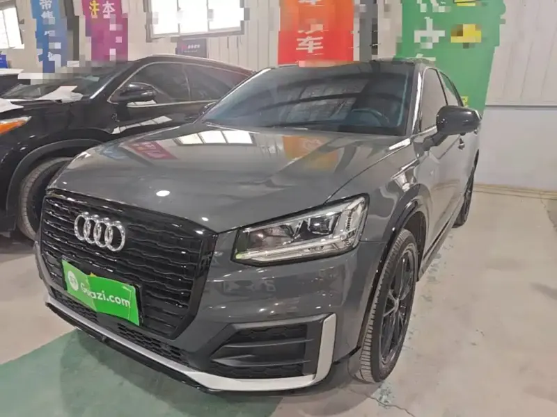 Audi Q2L