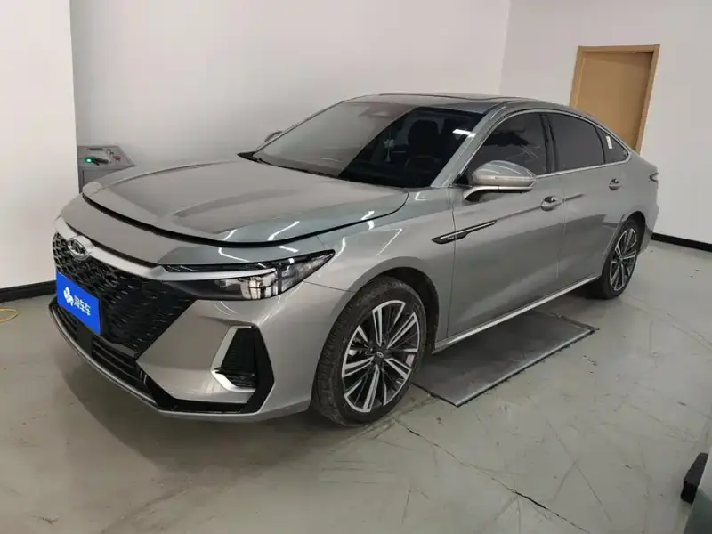 Chery Arrizo 8