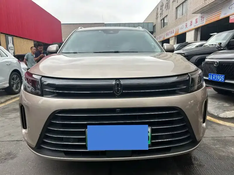 AITO M7