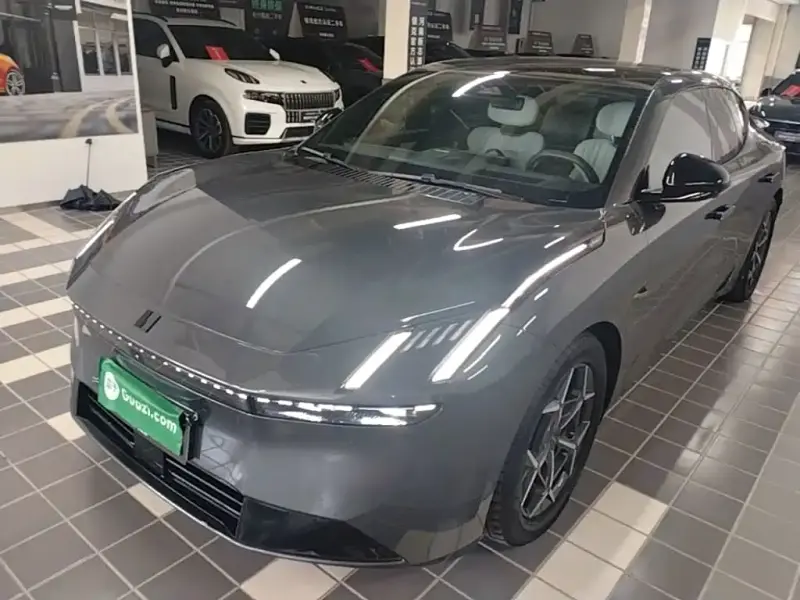 Lynk & Co Z10
