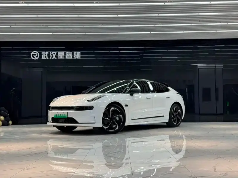Zeekr 001